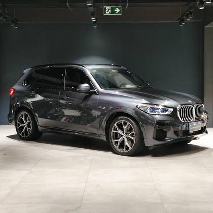 BMW X5 3.0 I6 TURBO HÍBRIDO XDRIVE45E M SPORT AUTOMÁTICO